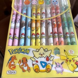 Pokemon Evolution Picachu Raichu Charmander Gel Pens Set Of 12 Gel Pens NEW